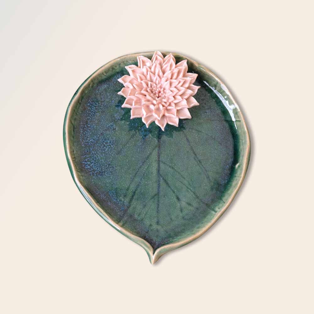 Dahlia Leaf Plate