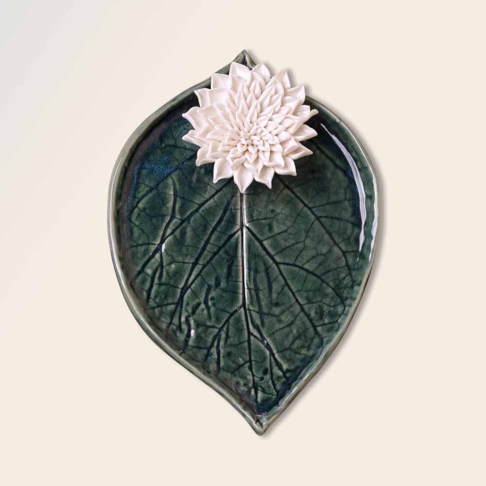 Dahlia Leaf Plate