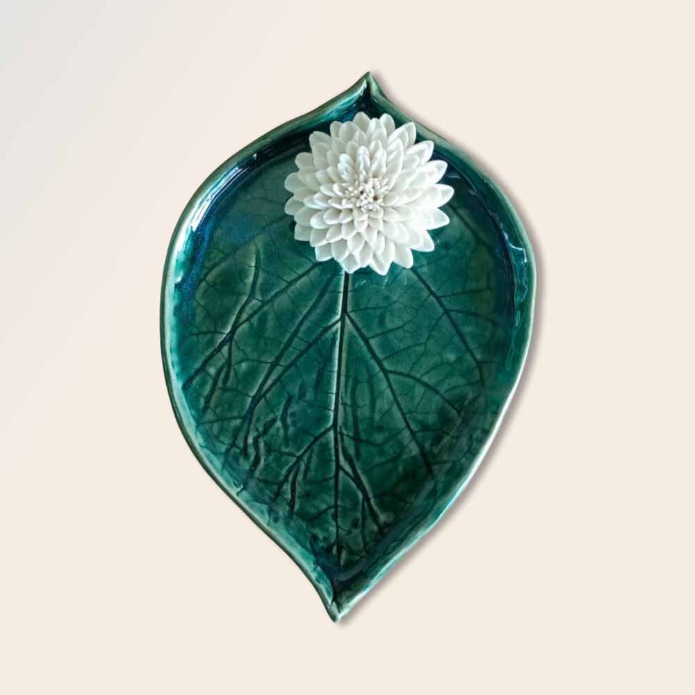 Dahlia Leaf Plate