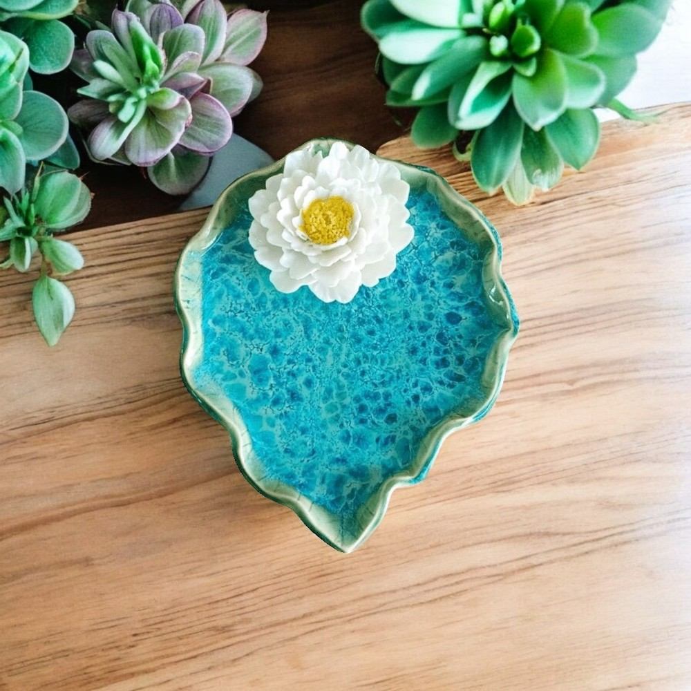 Peony Leaf Plate