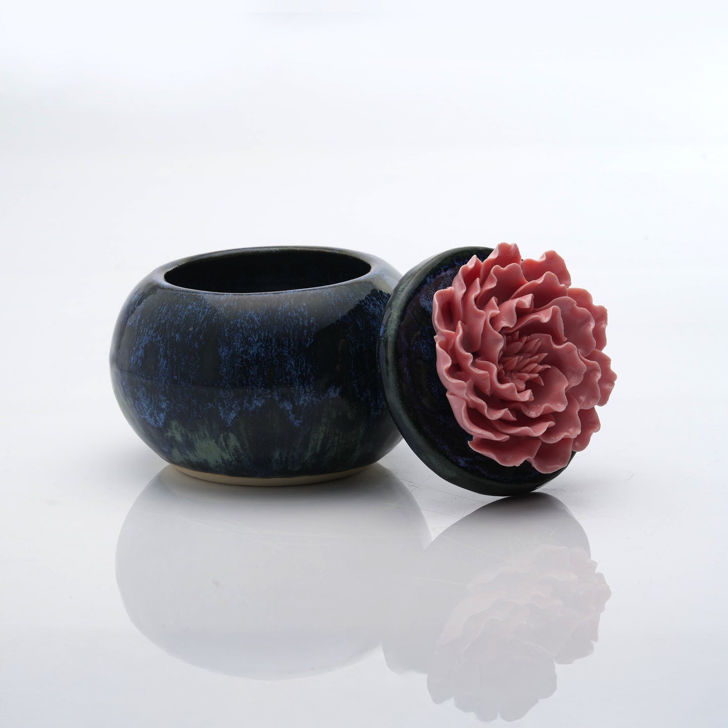Peony Flower Round Candle Jar