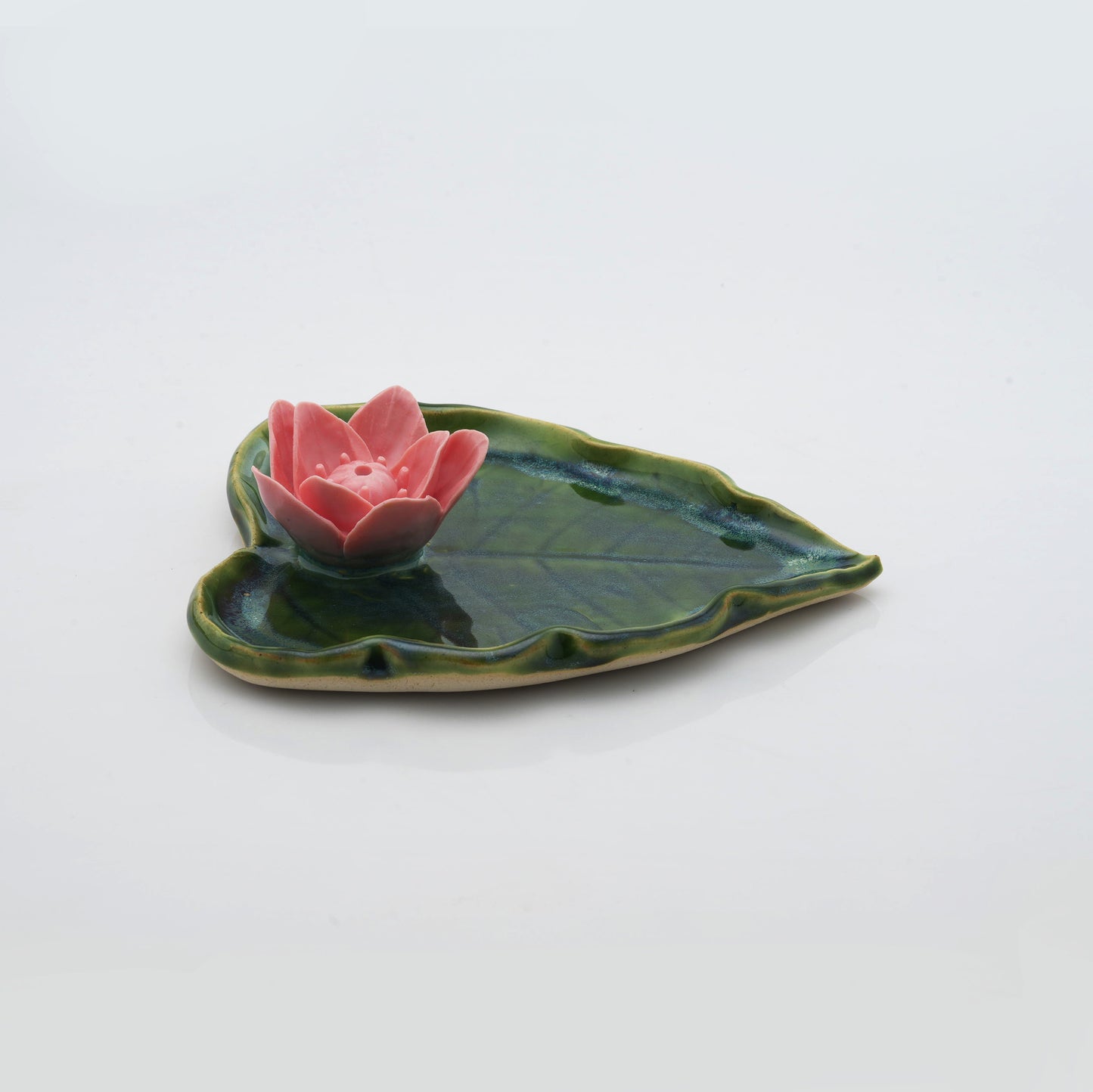Paan Patta with Jasmine Leaf Plate