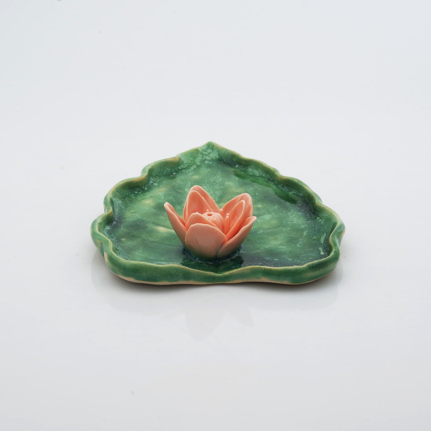 Paan Patta with Jasmine Leaf Plate