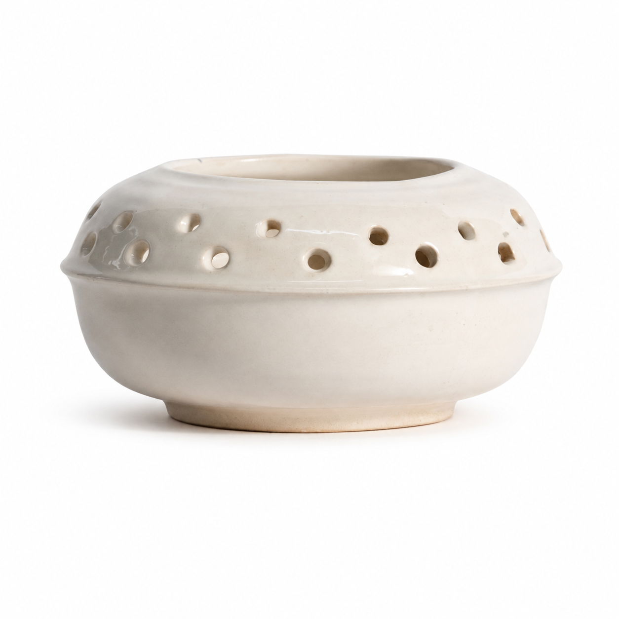 Dotted Vessels Gift Hamper