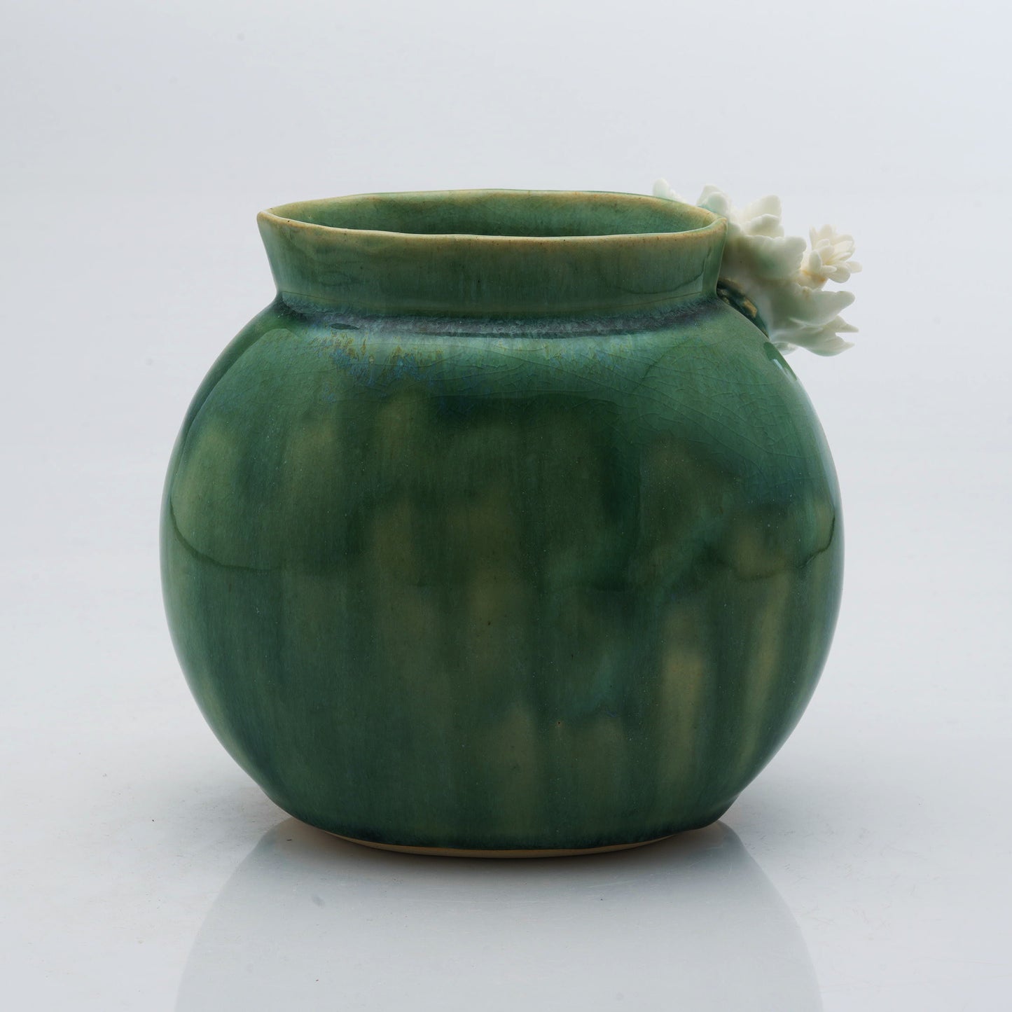 Petal Charm Vase
