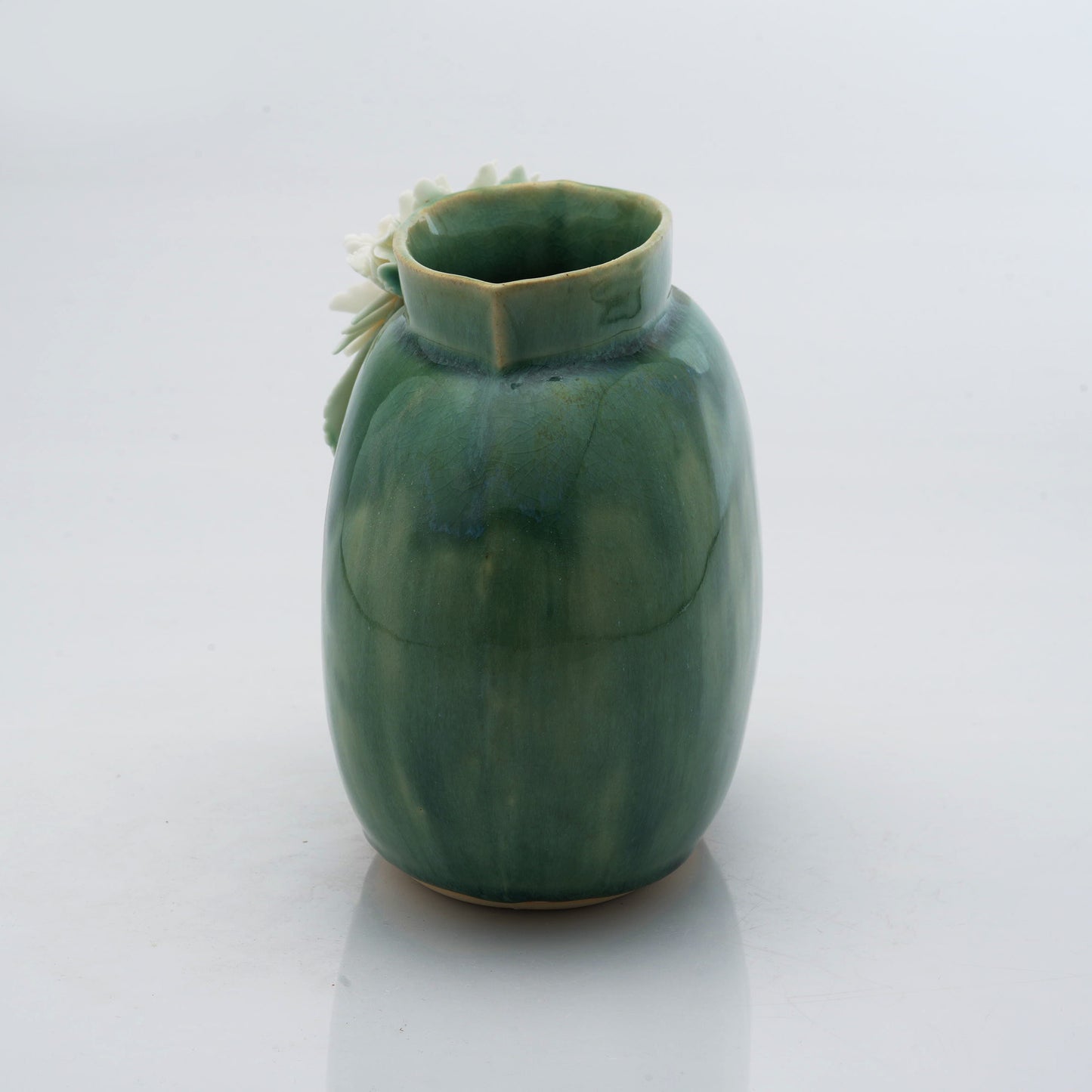 Petal Charm Vase