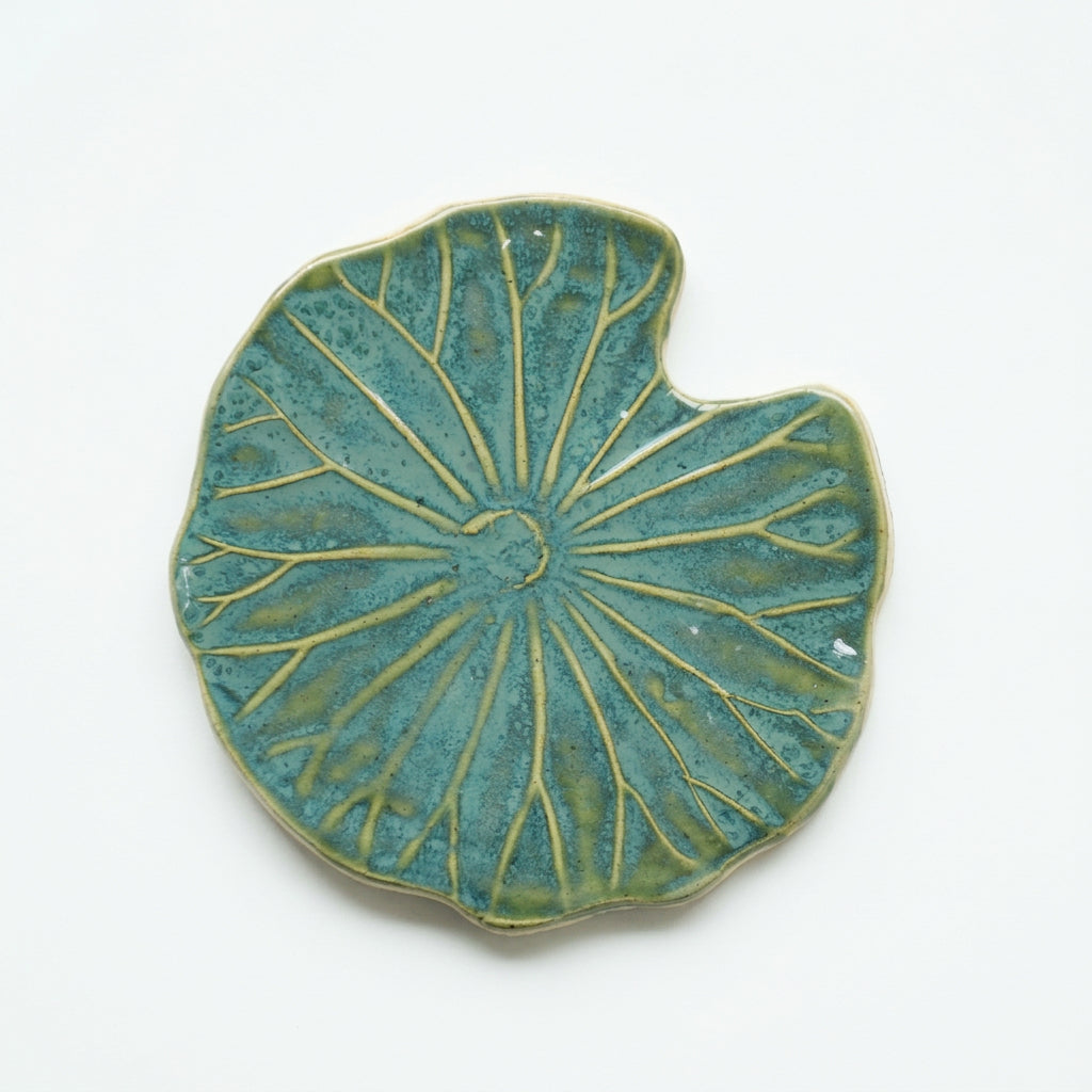 Ocean Mist Ceramic Leaf