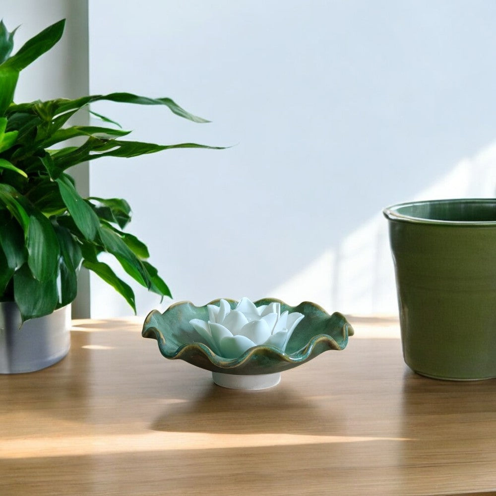 Frill Bowl Incense Holder