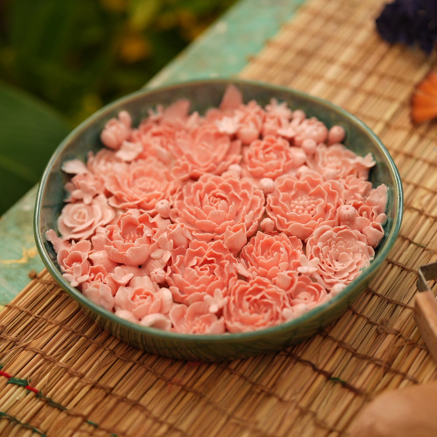 Round Flower Tub