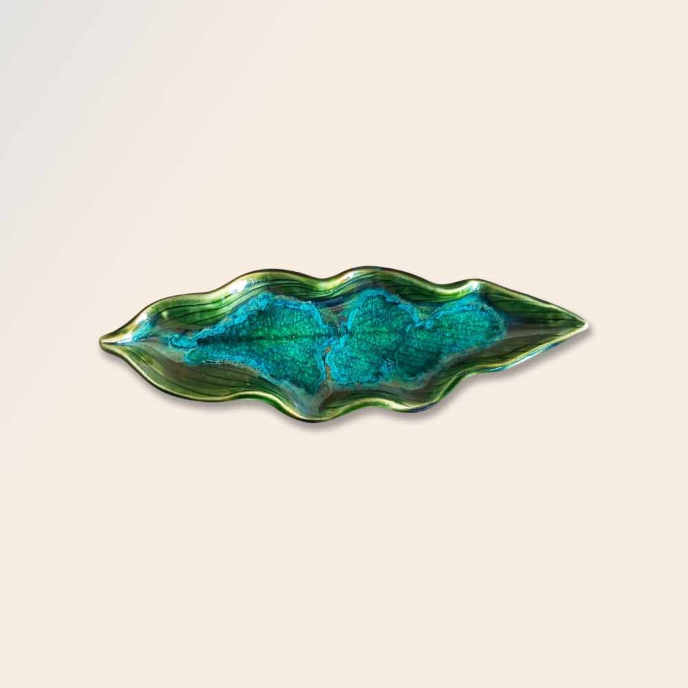 Leaf-Shaped Crystal & Oil Holder