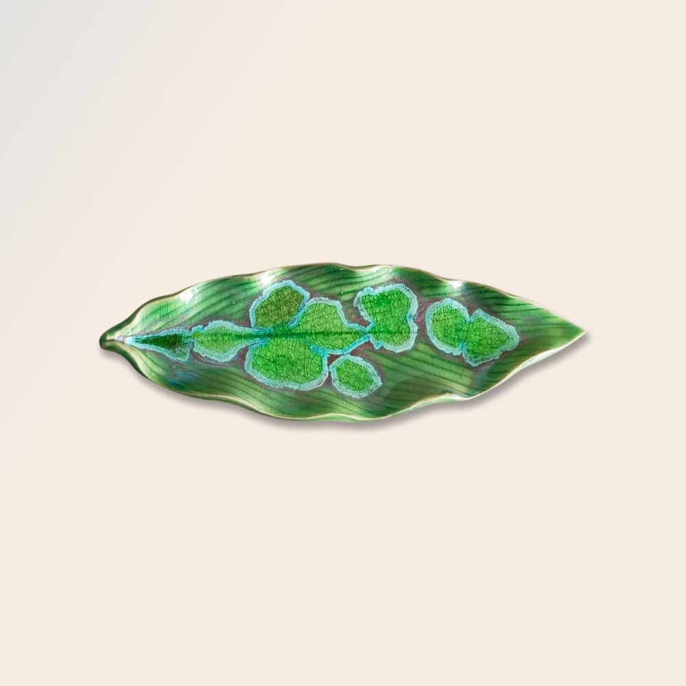 Leaf-Shaped Crystal & Oil Holder