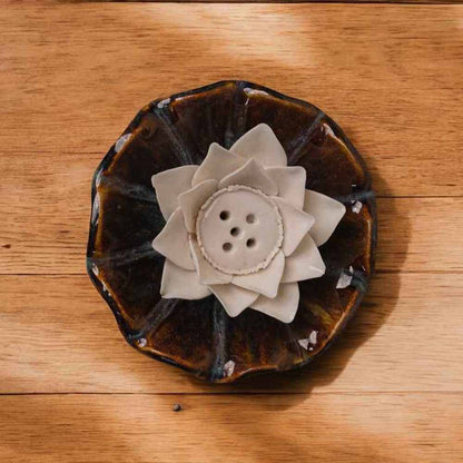 Frill Bowl Incense Holder