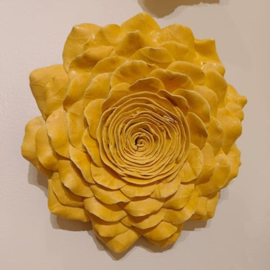 Camellia Wall Flower
