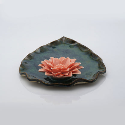 Poinsettia Leaf Plate