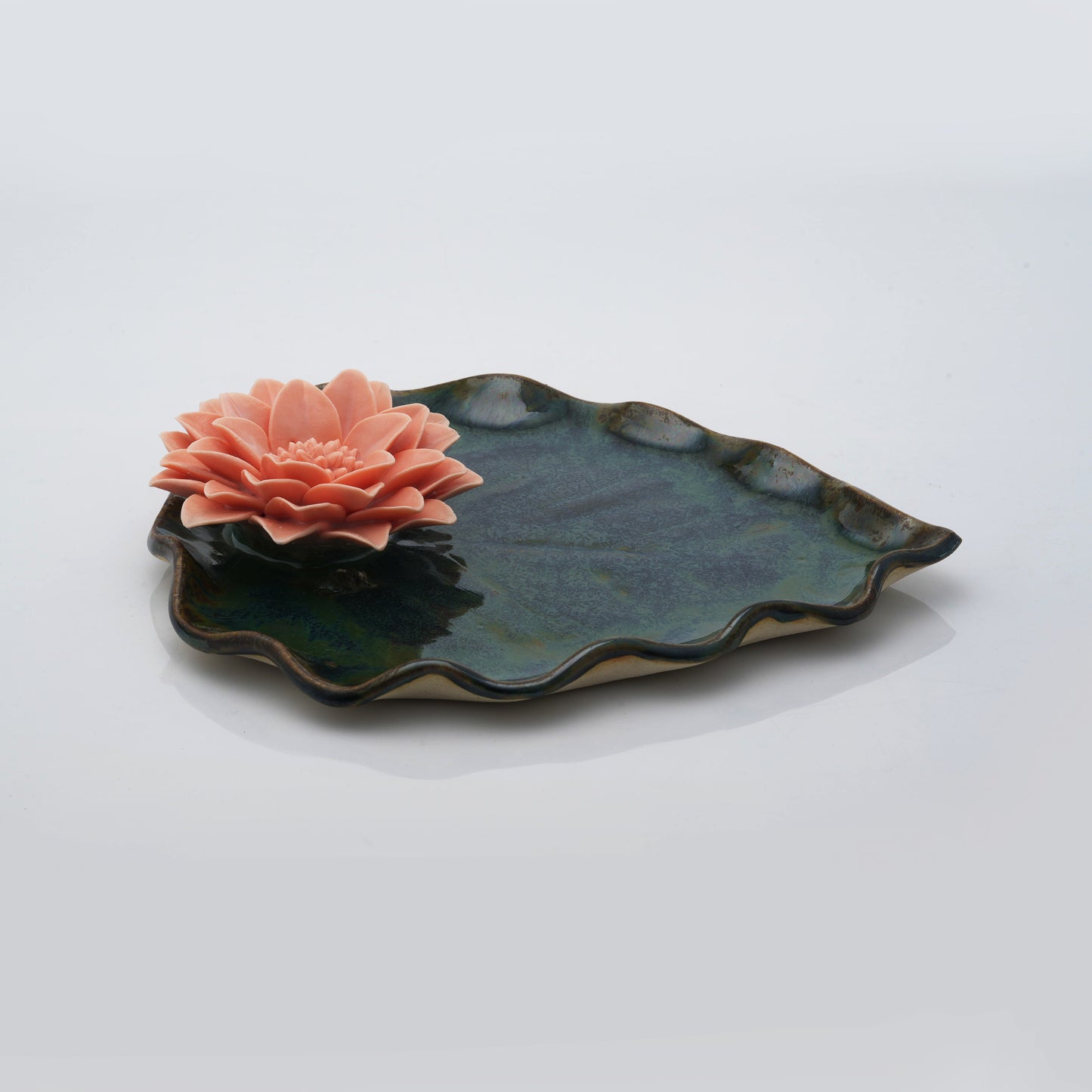Poinsettia Leaf Plate