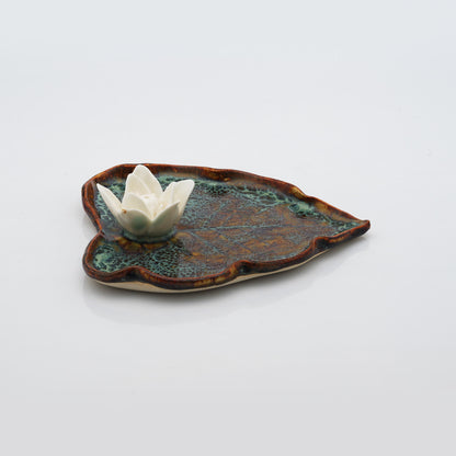 Paan Patta with Jasmine Leaf Plate