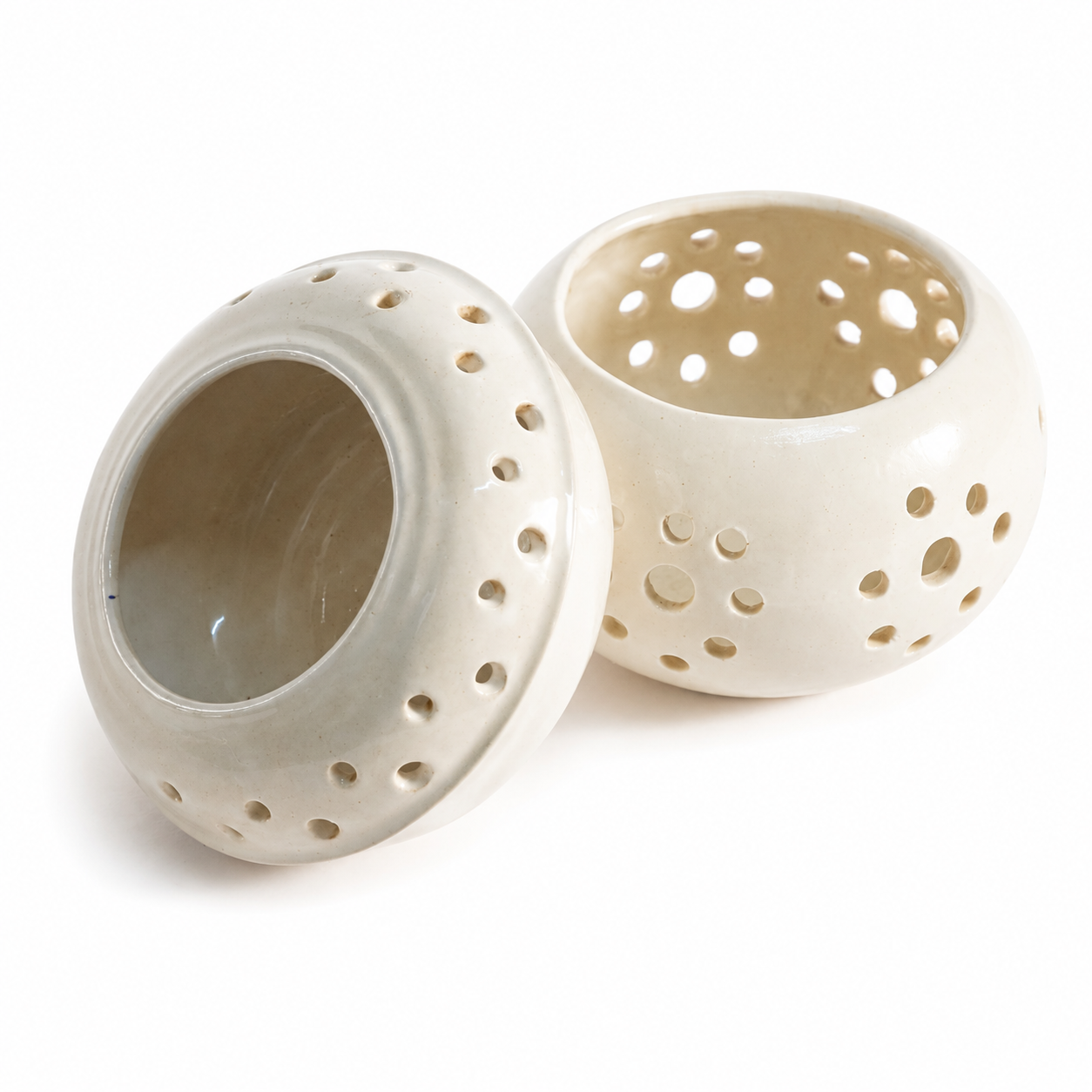 Dotted Vessels Gift Hamper