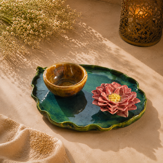 Garden Petal Leaf Plate Gift Hamper
