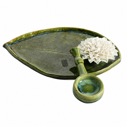 Sculpted Bloom Leaf Plate Gift Hamper