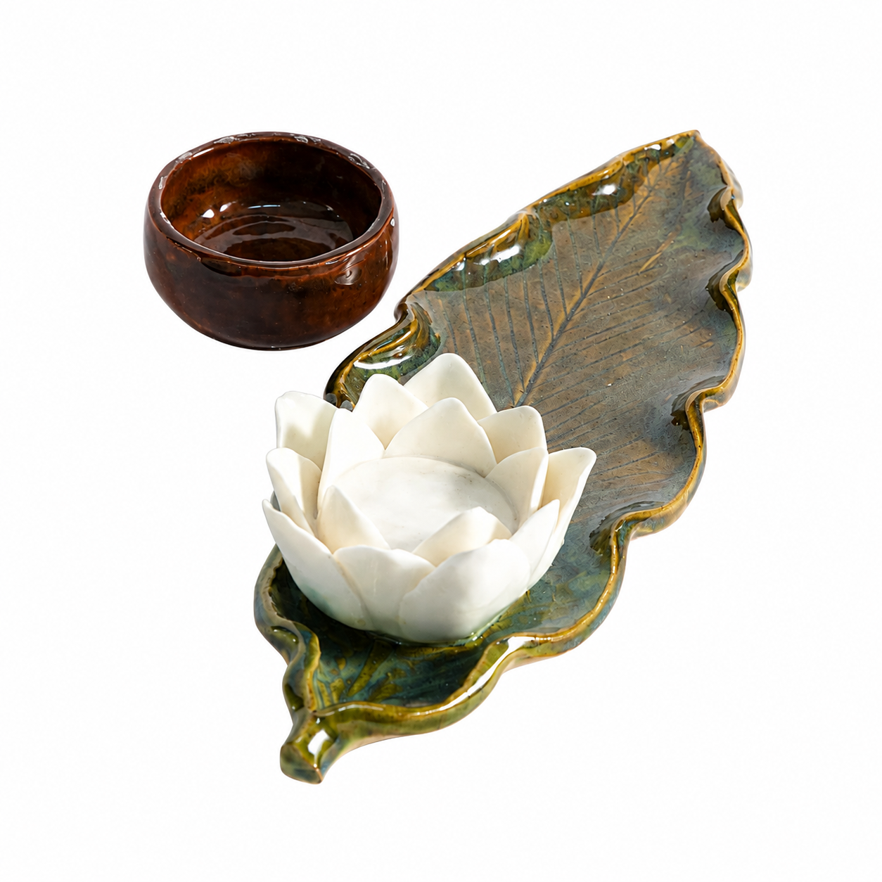 White Whisper Leaf Plate Gift Hamper