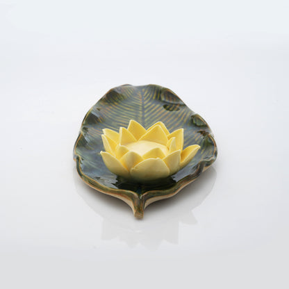 Long Leaf Tea Light Candle Holder