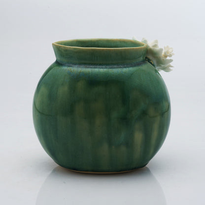 Petal Charm Vase