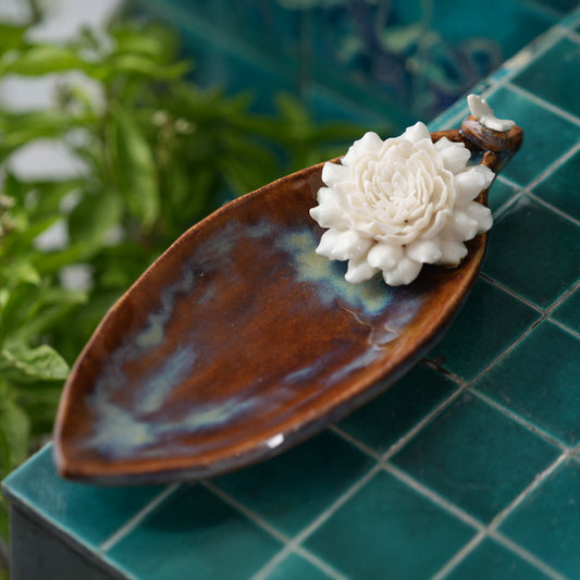 Gardenia Leaf Plate