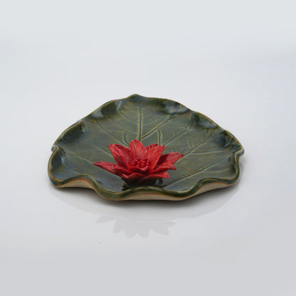 Poinsettia Leaf Plate