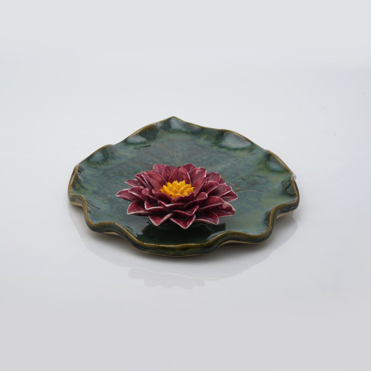 Poinsettia Leaf Plate