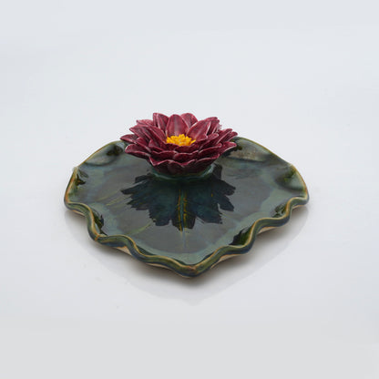 Poinsettia Leaf Plate