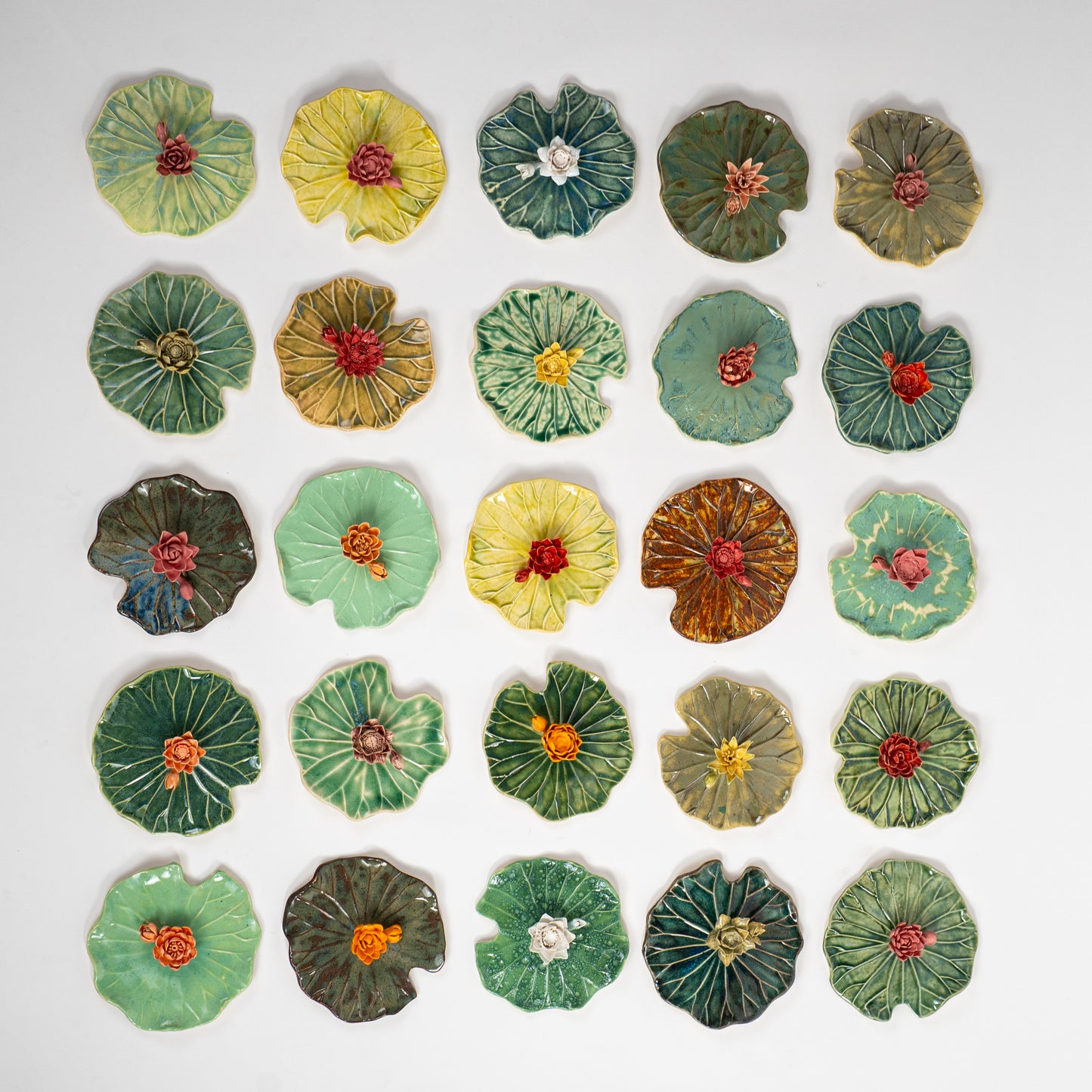 Tranquil Bloom Wall Flower Plate
