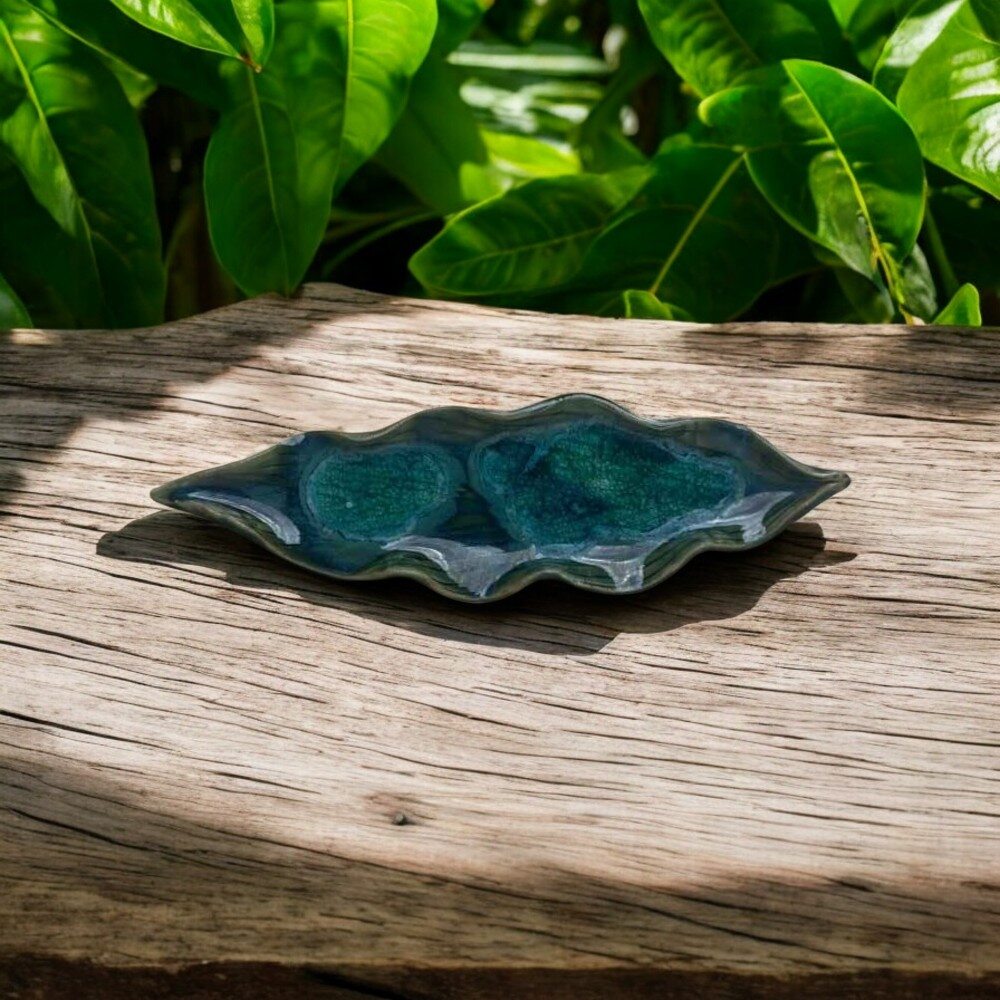 Leaf-Shaped Crystal & Oil Holder