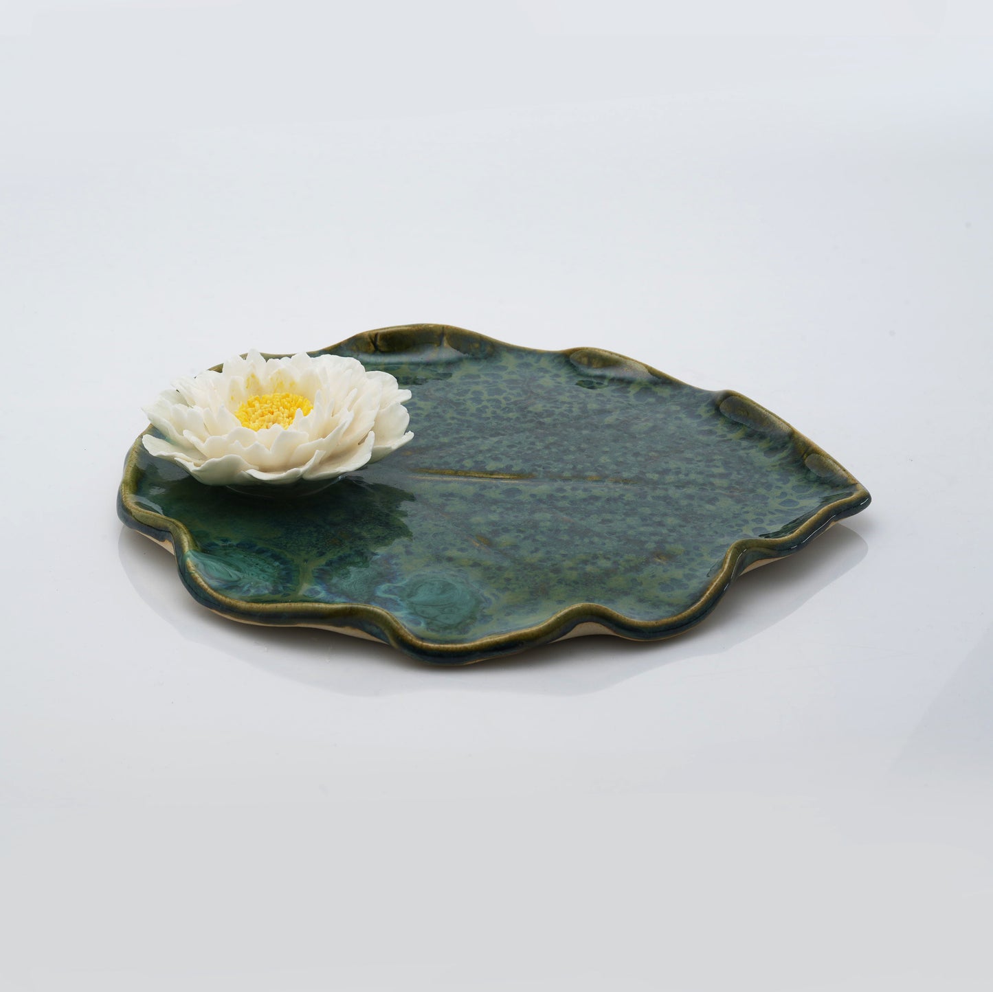 Peony Leaf Plate