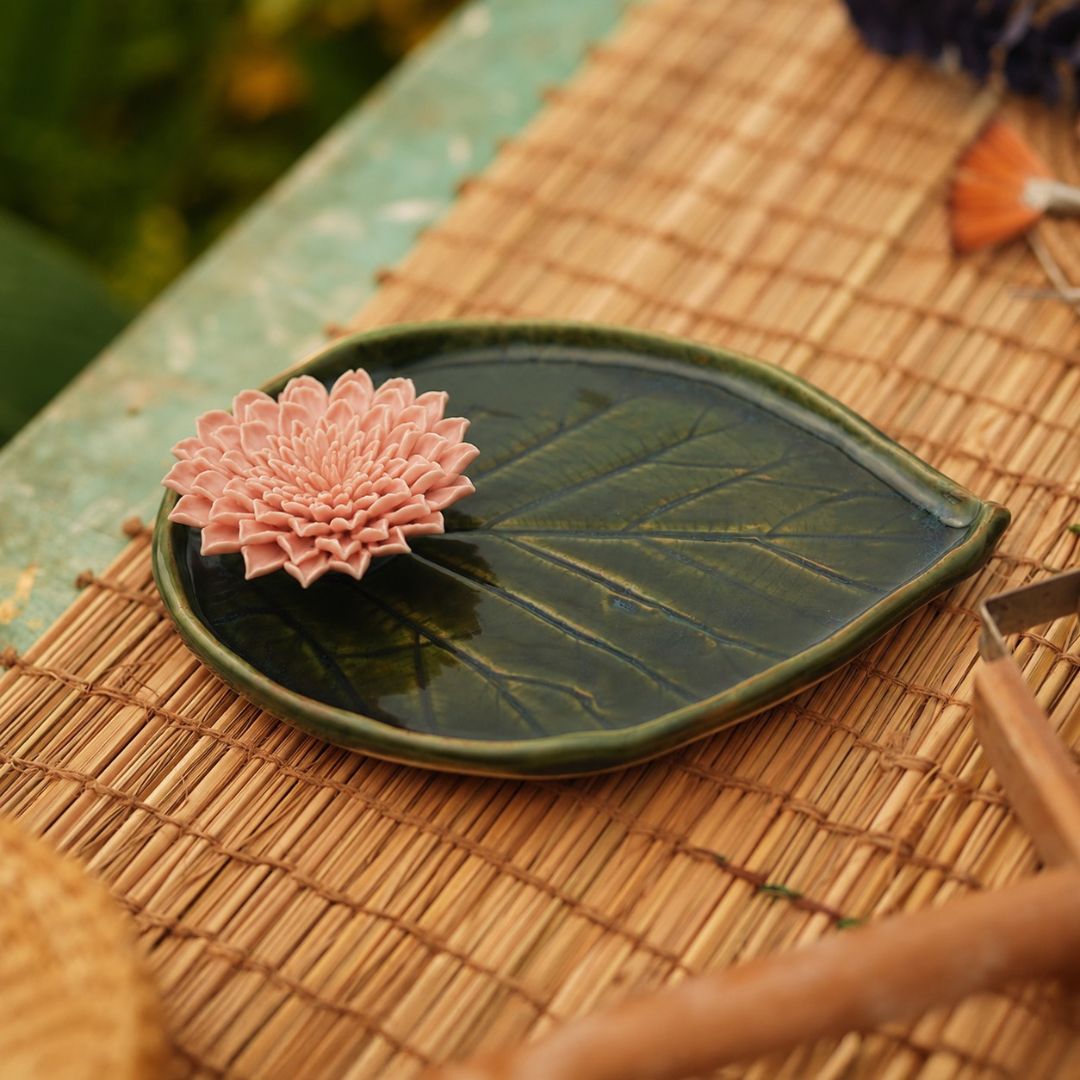 Leaf Plates