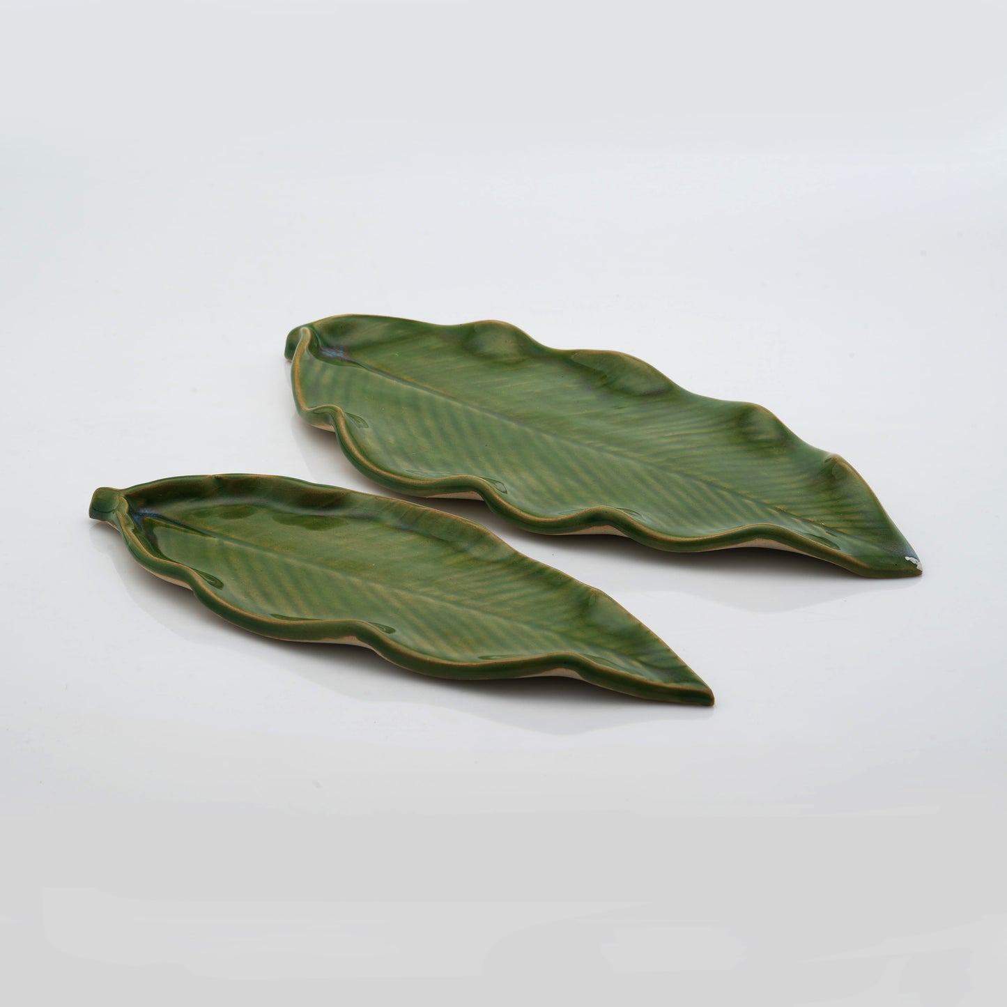 Leaf-Shaped Crystal & Oil Holder
