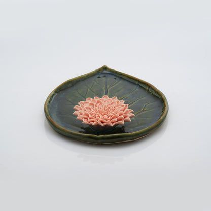 Dahlia Leaf Plate