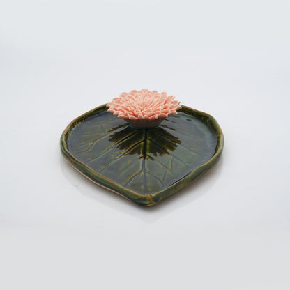 Dahlia Leaf Plate