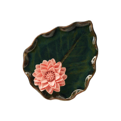 Poinsettia Leaf Plate