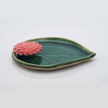 Dahlia Leaf Plate