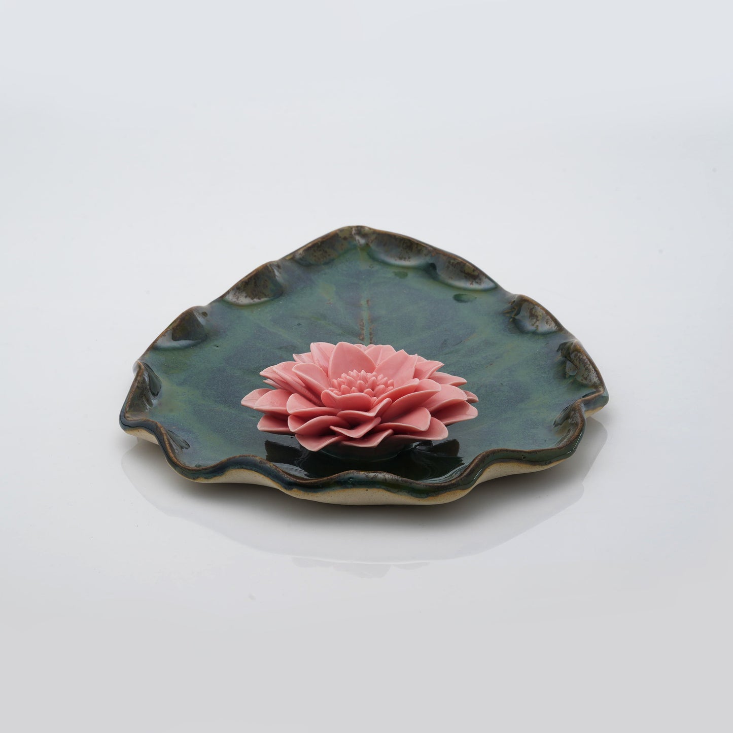 Poinsettia Leaf Plate