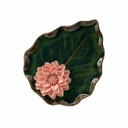 Poinsettia Leaf Plate
