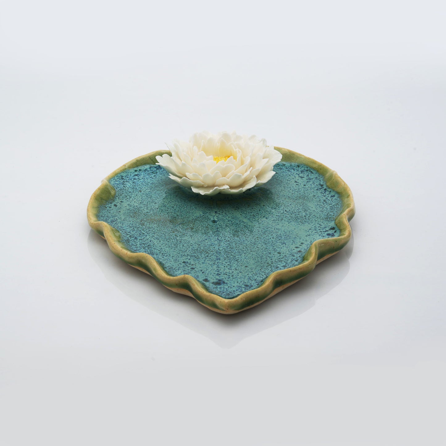Peony Leaf Plate