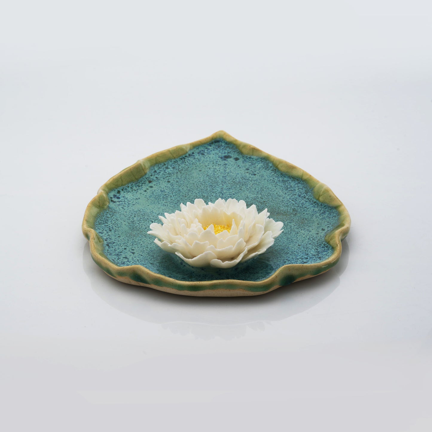 Peony Leaf Plate