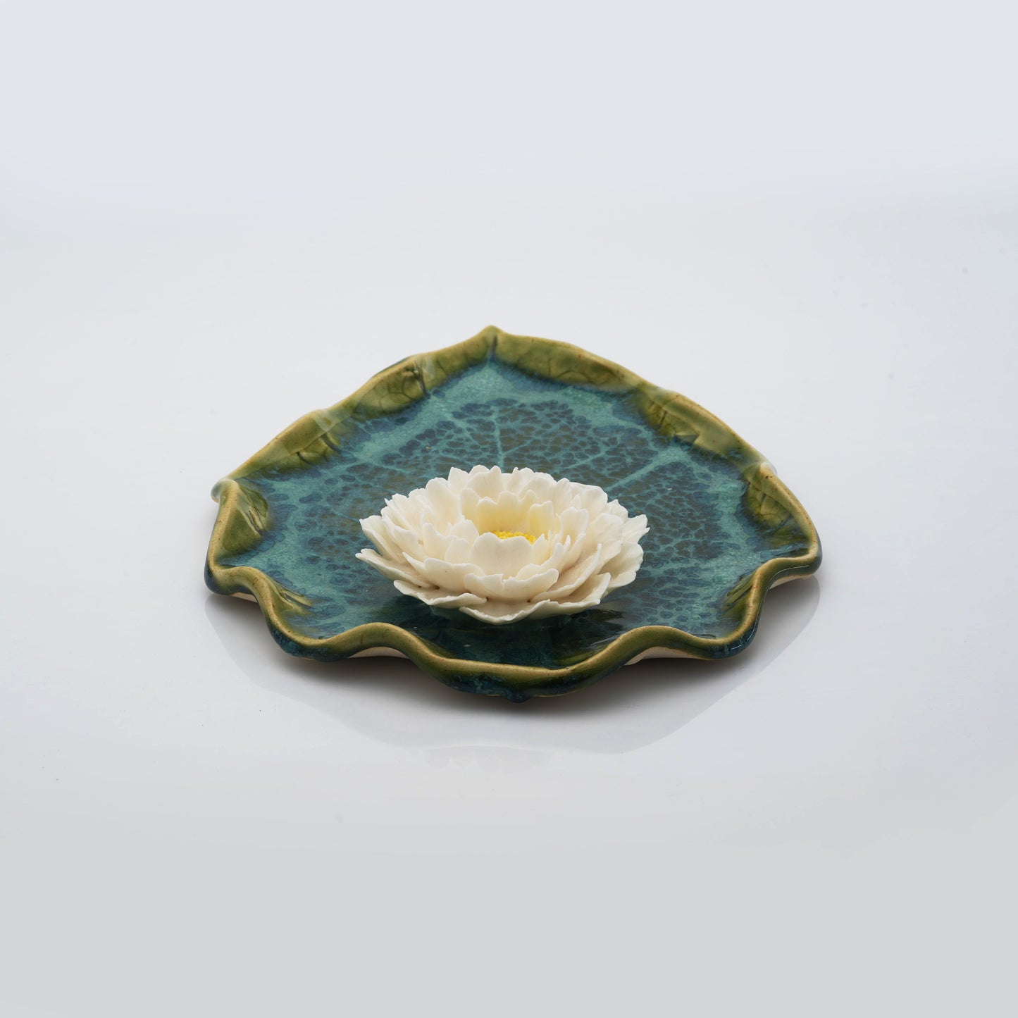 Peony Leaf Plate