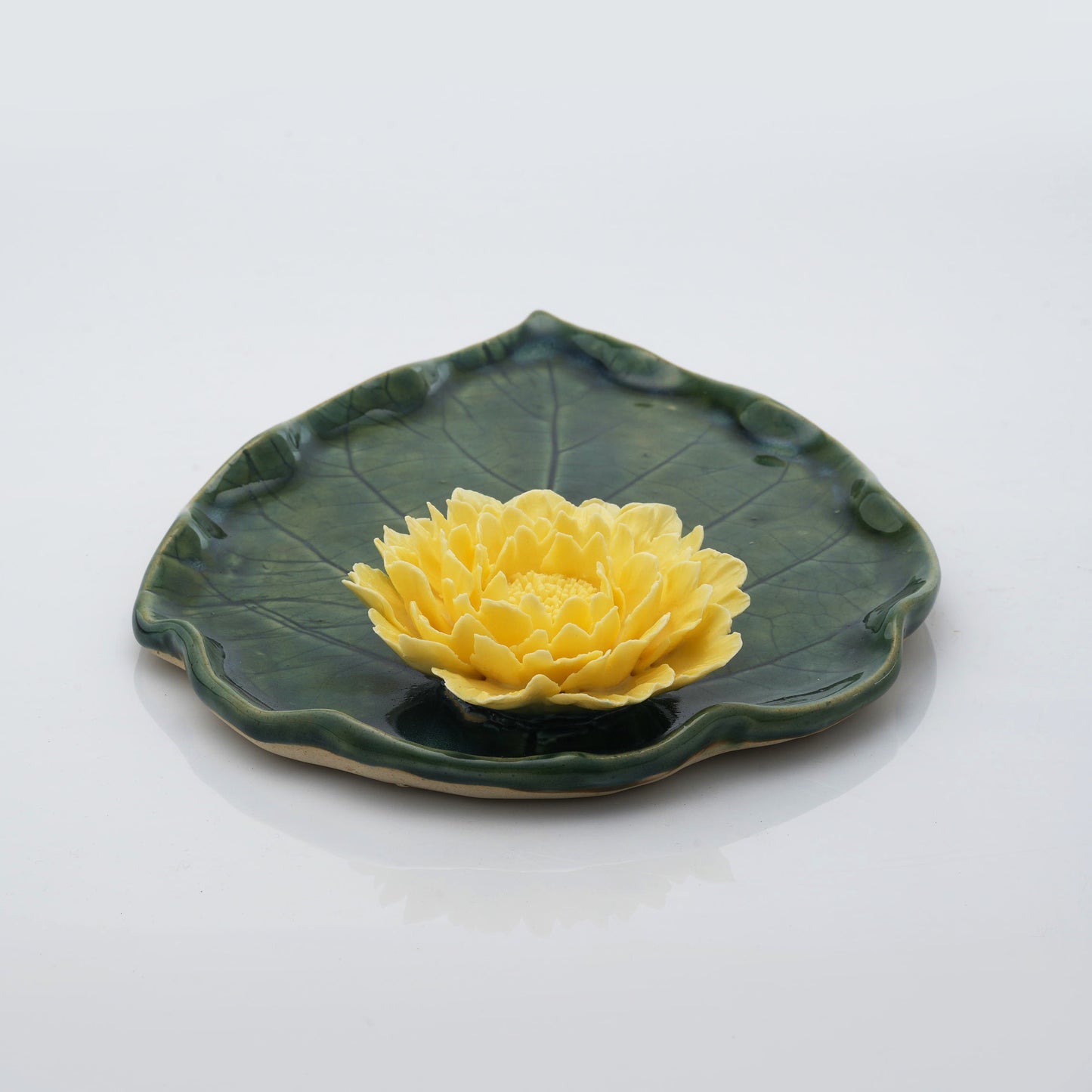 Peony Leaf Plate