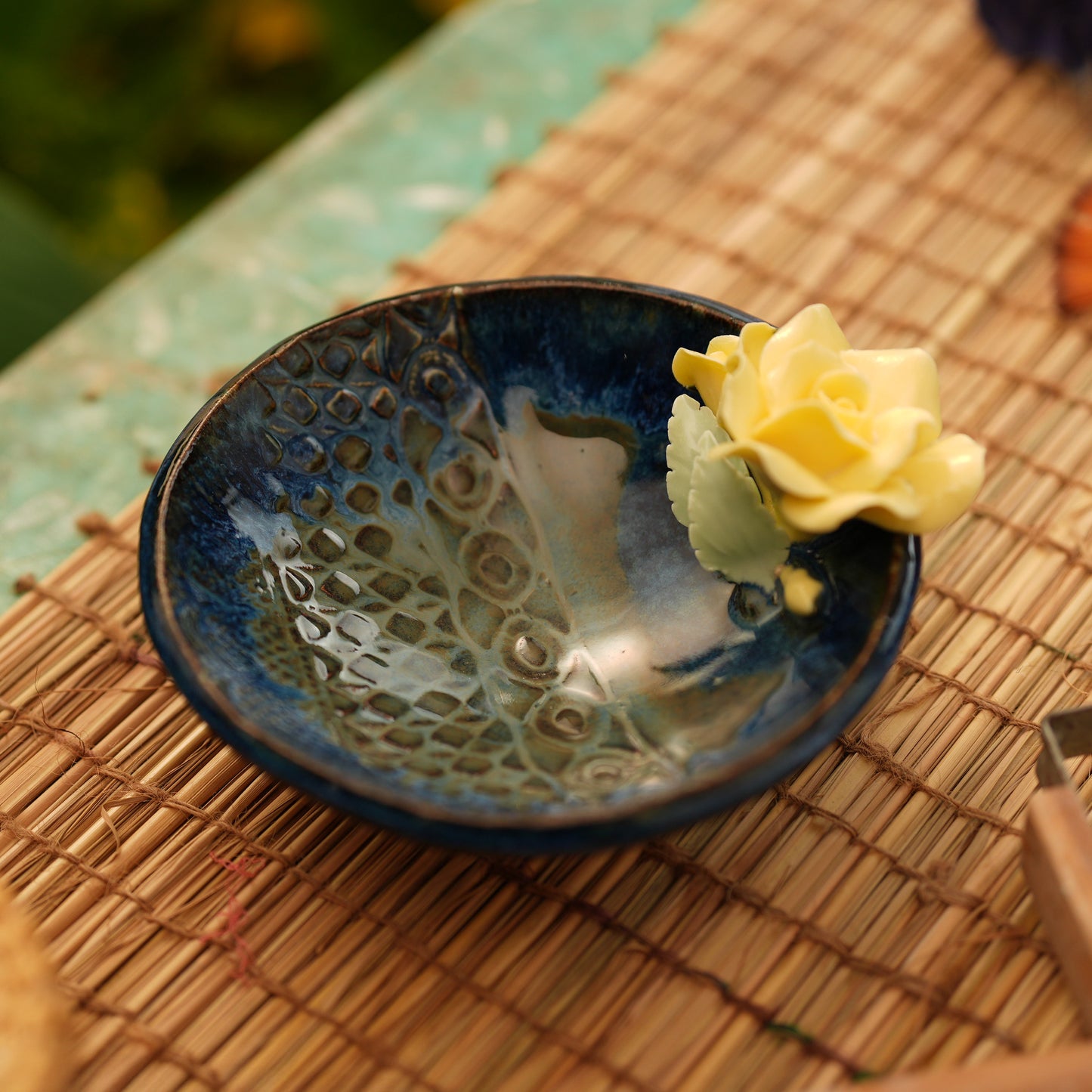 Rose Flower Crystal & Oil Holder