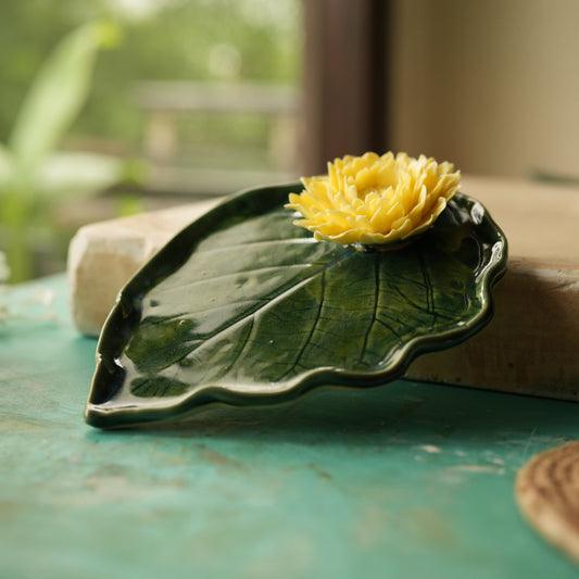 Peony Leaf Plate